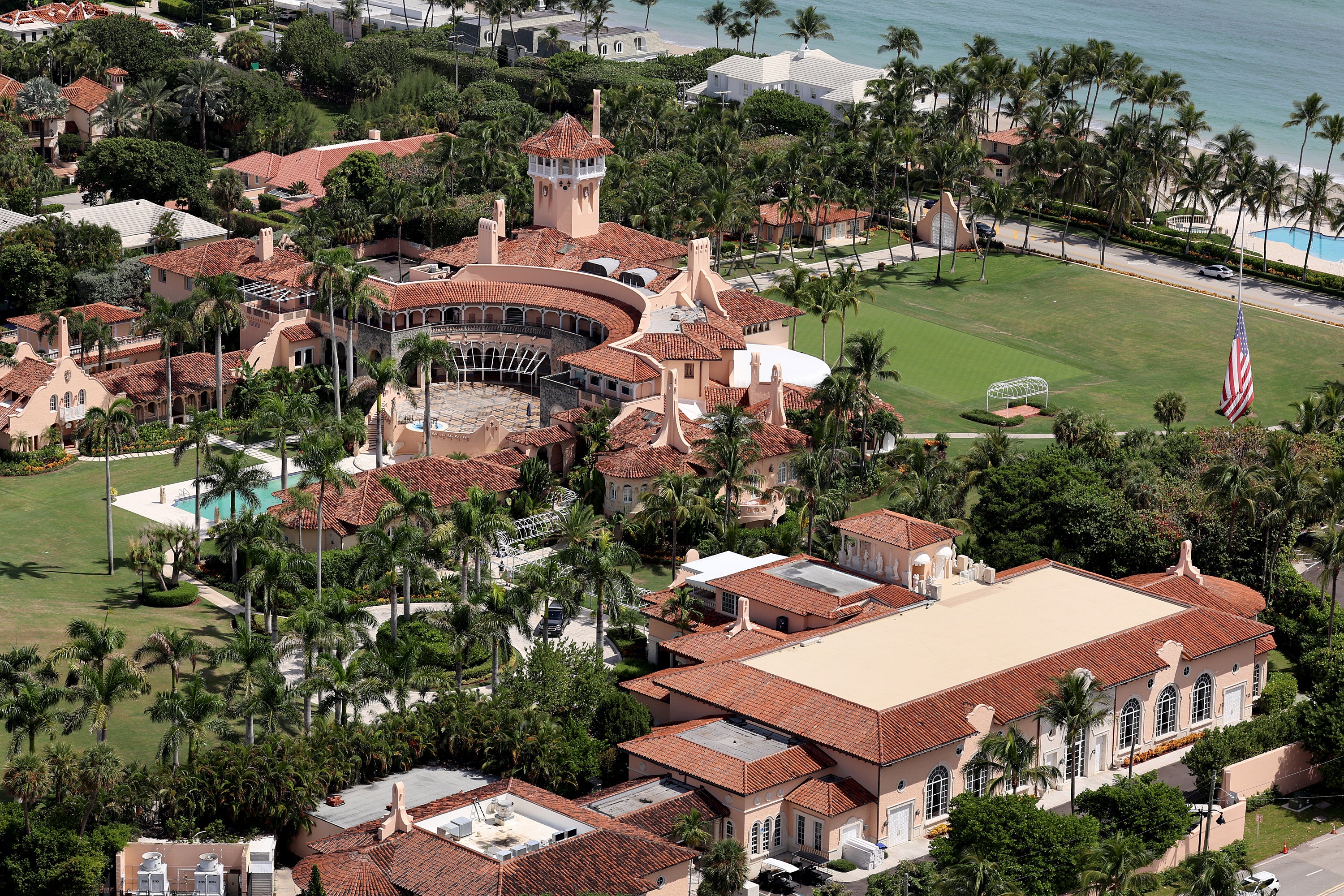 Klub Mar-A-Lago samo članovima Donalda Trumpa u Palm Beachu na Floridi