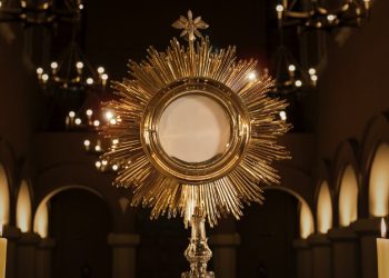 Godišnjica svetosti: Ovo je čudesna molitva svete Faustine pred Presvetim Sakramentom