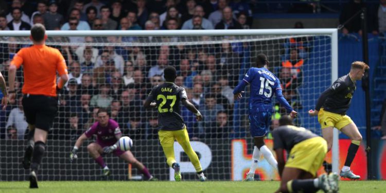 Gol E istakne, odlučite Nicolas Jackson