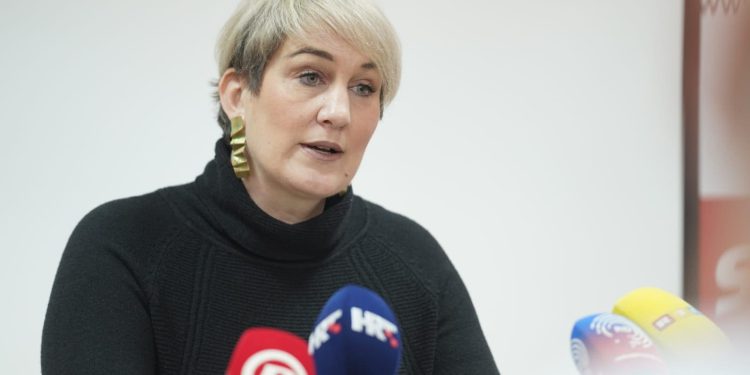 Grad Supetar i ove godine dijeli uskrsnice – imovinski cenzus podignut na 500 eura