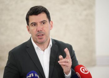 Grmoja upozorio na ‘sumnjive odvjetničke troškove’ povezanih s bratom Dragana Primorca: Grad Metković je isplatio više od 200 tisuća eura, tko je odgovoran za to?