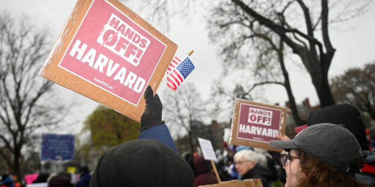 Harvard crta liniju protiv Donalda Trumpa, dok demokrati smisli otpor 2.0