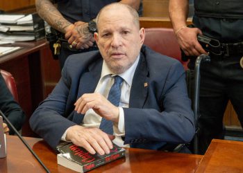 Harvey Weinstein Suđenje uživo: Osramoćeni filmski moćnik na sudu za otvaranje izjava u retriju silovanja