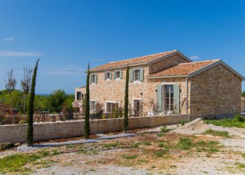 Heraki su istarsko mjesto s više bazena nego stanovnika