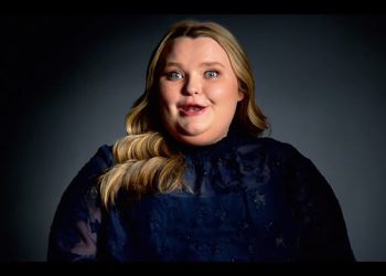 Honey Boo Boo kreće u rat s mamom June dok je prelazi preko “transakcijske” ljubavi u šokantnoj biopskoj prikolici