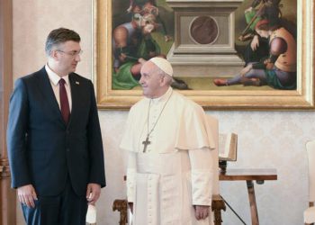 Hrvatski premijer među zadnjima vidio živog Papu: Poslao emotivnu poruku