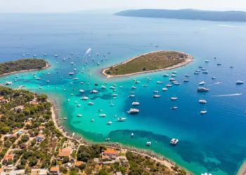 BITNA PETICIJA Građani odlučni zaštititi uvalu Krknjaši na Drveniku Velom: "Godinama se devastira more i obala!"