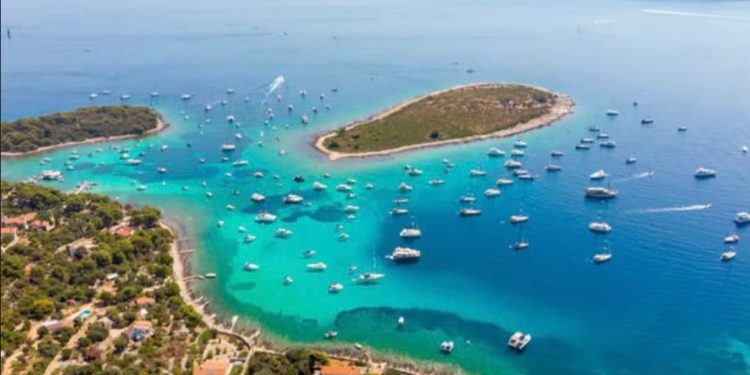 BITNA PETICIJA Građani odlučni zaštititi uvalu Krknjaši na Drveniku Velom: "Godinama se devastira more i obala!"