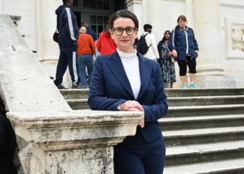 INTERVJU S VIKTORIJOM KNEŽEVIĆ ‘Najsretnija sam kad mogu riješiti šleper problema i pomoći ljudima. Za dobrobit Grada bih i s Frankovićem popila kafu!’