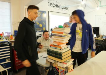 Impresivne makete: Radionica “Mostovi-granice nosivosti” je pravi hit, neke konstrukcije podnijele i do 30 kilograma tereta (FOTO)