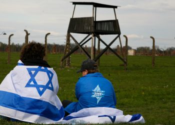 Izrael se zaustavlja jer nacija obilježava Dan sjećanja na holokaust