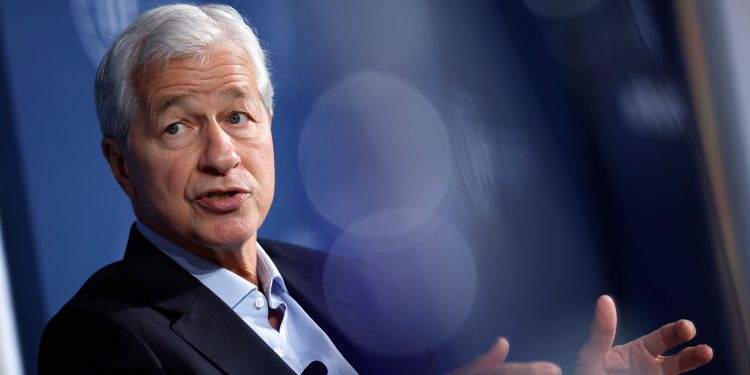 JPMorgan’s Jamie Dimon upozorava na tržište riznice ‘Kerfuffle’ koji bi mogao prisiliti Fed da intervenira