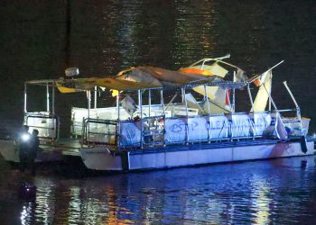 Jedan mrtvi i nekoliko ozlijeđenih nakon što se brod Florida srušio na trajekt