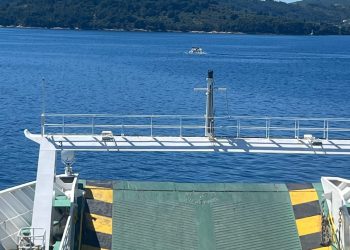 Jedrilica je skršena, jedna osoba spašena iz mora!