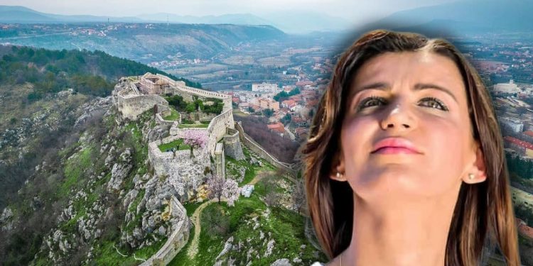 Josipa Pleslić započela kampanju za gradonačelnicu: “Jednostavno, vraćam se!”