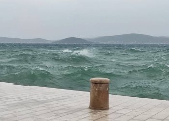 Jugo će tijekom dana okrenuti na oštro i lebić, mjestimice kiša