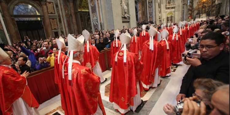Kako se bira novi papa? Sve o konklavi i postupku nakon smrti Svetog Oca