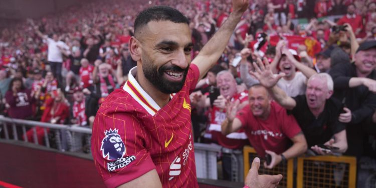 Kartice za inozemne izvještaje: Liverpool iz 10, Ekitiké od prvaka: 8. Omlin Pasticcione: 3