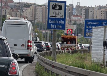 ‘Kasne li ovi vozači na utakmicu?’ Uzavrela atmosfera na Poljudu nakon kiksa Dinama!