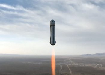 Katy Perry i posada sa zvijezdama Kompletno plavo podrijetlo svemirsko izlet: Live ažuriranja