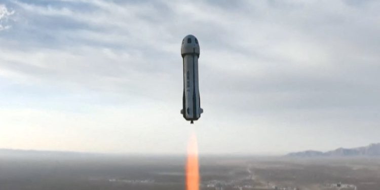 Katy Perry i posada sa zvijezdama Kompletno plavo podrijetlo svemirsko izlet: Live ažuriranja