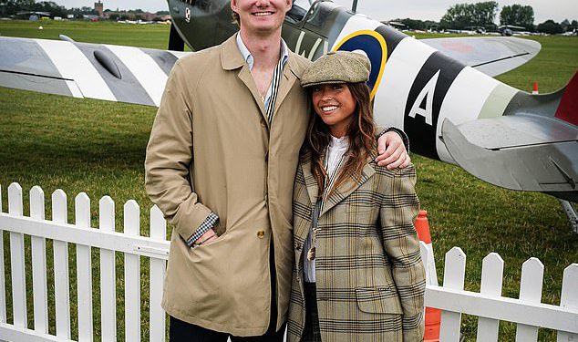 Kćer Kelly Ripa dijeli rijetki pogled unutar bogate dječje romanse s bogatim britanskim dečkom