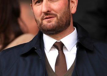 Kevin Thelwell potvrdio je kao novi rendžerski sportski direktor kao “produktivni” razgovori o preuzimanju okupljaju korak s 49ers Enterprises