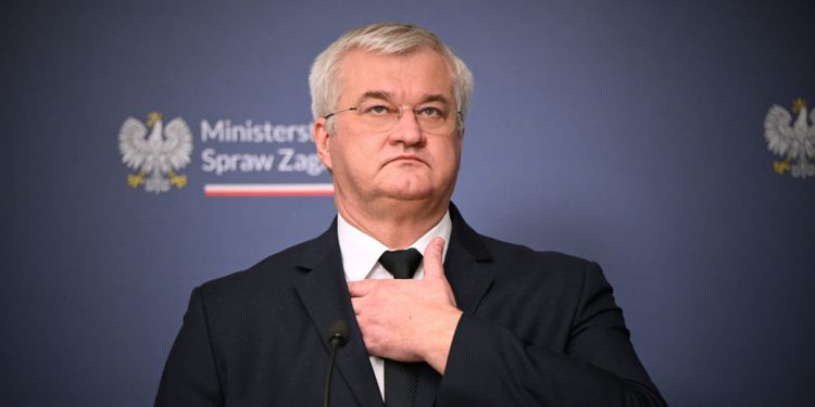 Kijev Backs Minerali se bave „korisnim za nas i Ameriku“ – FM – RT World News