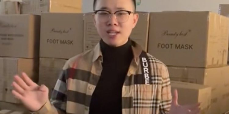 Kineske tvornice poplavljuju tiktok s videozapisima koji pozivaju Amerikance da kupuju izravno nakon Trumpovih tarifa