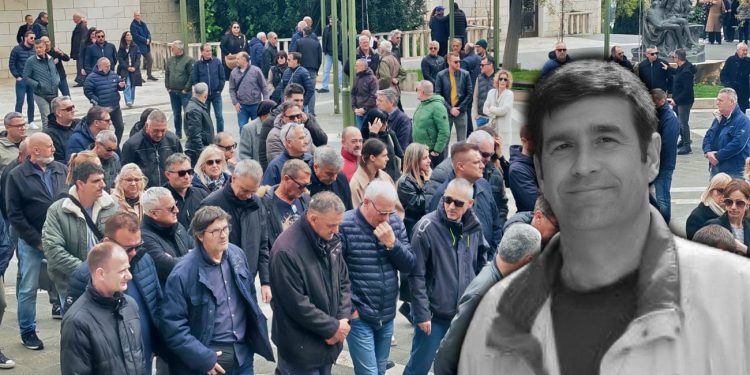 Kolone ljudi na Lovrincu ispratile legendu MNK Torcide, počast mu odali i brojni hajdukovci
