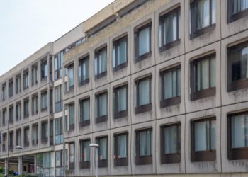 Korčulanin osuđen na zatvor: Prijetio da će uzeti mitraljez i pištolj pa ubiti stomatologinju i medicinsku sestru