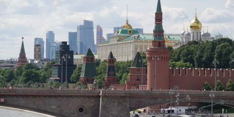 Kremlj komentira poziv Japana na dovršavanje mirovnog sporazuma – RT Rusija i bivši Sovjetski Savez