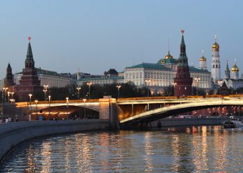 Kremlj ocrtava uvjete za razgovore s Kijevom – RT Rusijom i bivšim Sovjetskim Savezom