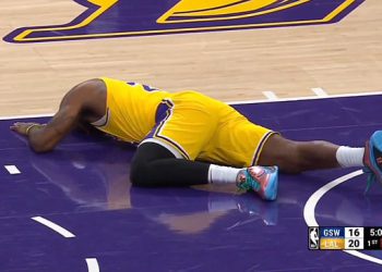 LeBron James vrišti i boli se od boli nakon što je pretrpio zastrašujuću ozljedu tijekom igre Lakers
