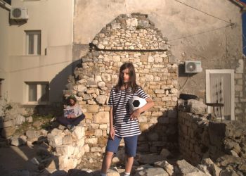 Libar se vraća u velikom stilu, poslušajte singl “Krojeni za kraj”