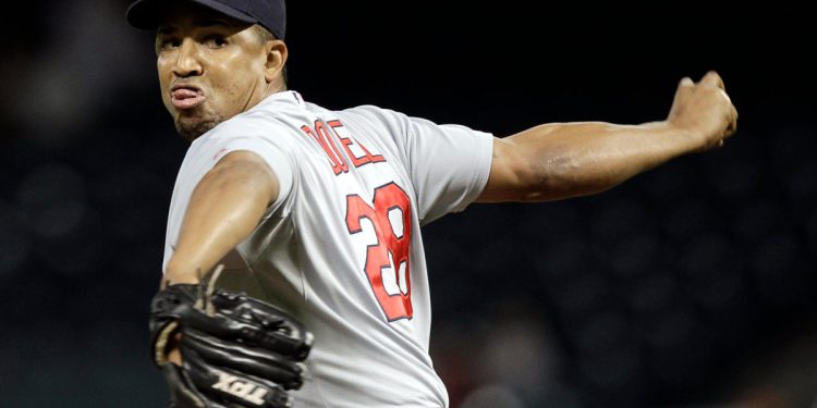 MLB Star Pitcher Octavio Dotel se bojao među mrtvima u kolapsu krova u klubu Dominikanskog Republike: Izvještaji