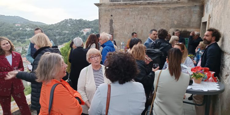 Mali festival povijesti na Lastovu