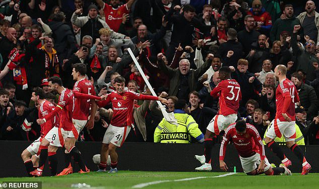 Man United 5-4 Lyon (7-6 AGG): Crveni vragovi dovršavaju čudesan povratak u posljednjim minutama dodatnog vremena za postizanje polufinala Europa lige