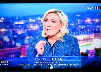 Marine Le Pen obećava da će se boriti protiv zabrane izbora u napadu na sudsku “političku odluku” zbog osude za pronevjeru