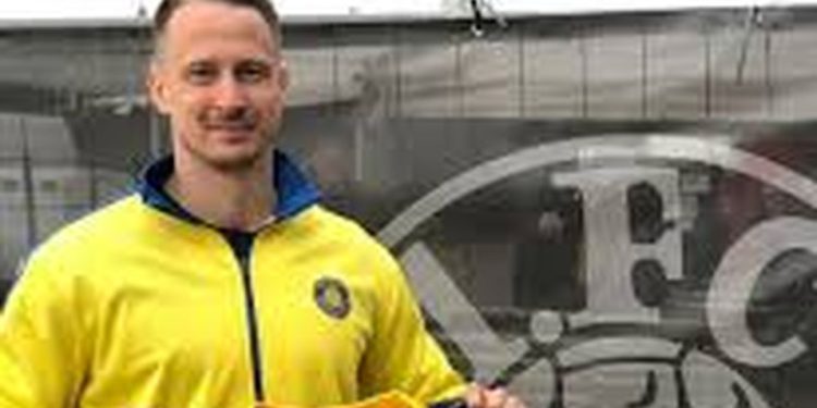 Markus Krug, od bivšeg kapetana Lokomotivija Leipziga, da zapali vatrogasca