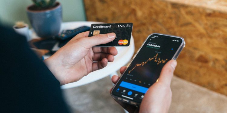 MasterCard se kreće kako bi se stabilekoini lakše potrošili, lansira kripto karticu s OKX