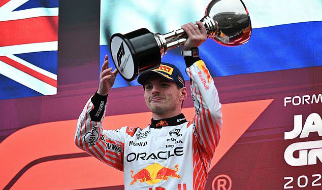 Max Verstappen osvaja japansku Grand Prix s performansama Masterclass – jer je Lando Norris prisiljen naseliti se drugo