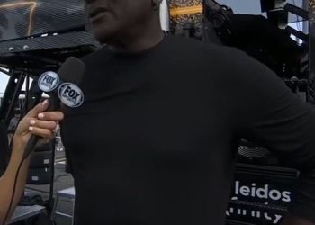 Michael Jordan markira svog suvlasnika NASCAR-a Denny Hamlin ‘A klaun’ … prije nego što mu plati vrhunski kompliment