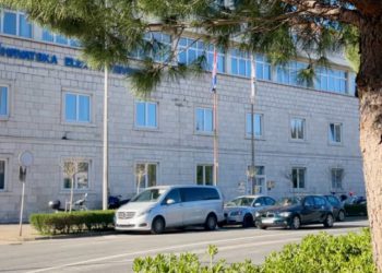 Miho Baće ima prijedlog: ‘Dok se ne izgradi garaža u Vukoarskoj, treća traka treba postati parking’