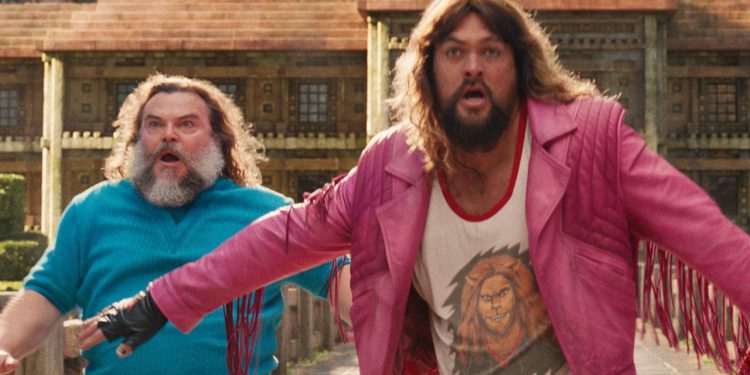 Minecraft film koji završava i nakon kredita objasnio je s redateljem Jaredom Hess-om i Minecraftovim Torfi Frans ólafsson