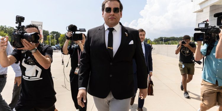 Ministarstvo pravosuđa slama Georgea Santosa zbog svog ‘nezasitnog apetita za lajkovima’ na društvenim medijima uoči izricanja kazne