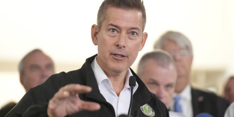 Ministarstvo prometa se zadrži kako bi zadržao osoblje koje je prihvatilo ostavke