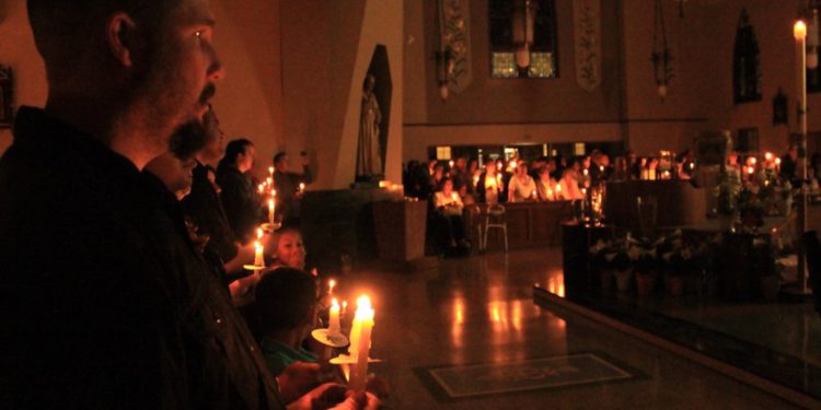 Moć Uskrsnog bdijenja: Ni kršćani ne shvaćaju čudo koje se tamo odvija