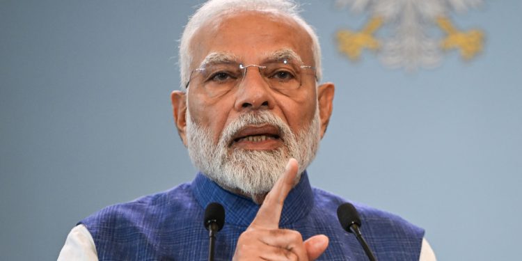 Modi se založi za ‘pratiti i kažnjavati svakog terorista’ nakon smrtonosnog napada – RT Indija