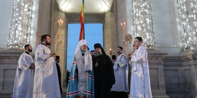 Moldavanske vlasti ‘zastrašuju’ najveću kršćansku crkvu – protivljenje – RT Rusija i bivši Sovjetski Savez